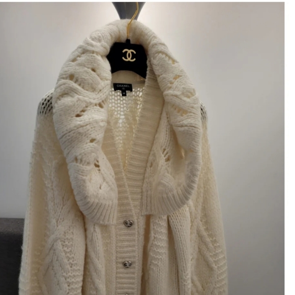 Chanel Alpaca Wool Cardigan - Picture 8 of 10